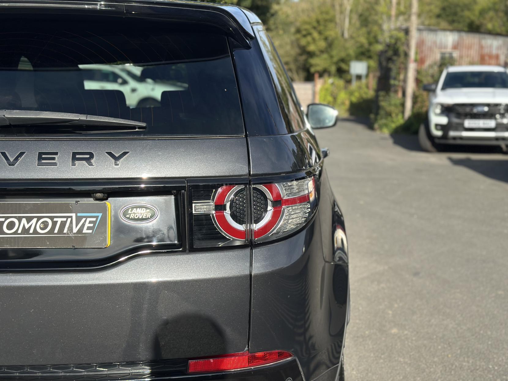 Land Rover Discovery Sport 2.0 Si4 HSE Dynamic Lux SUV 5dr Petrol Auto 4WD Euro 6 (s/s) (290 bhp)