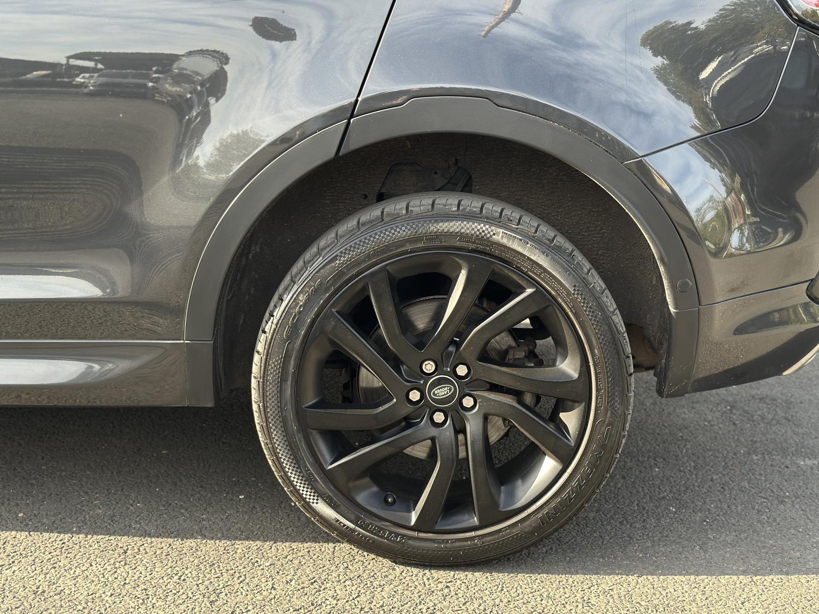 Land Rover Discovery Sport 2.0 Si4 HSE Dynamic Lux SUV 5dr Petrol Auto 4WD Euro 6 (s/s) (290 bhp)
