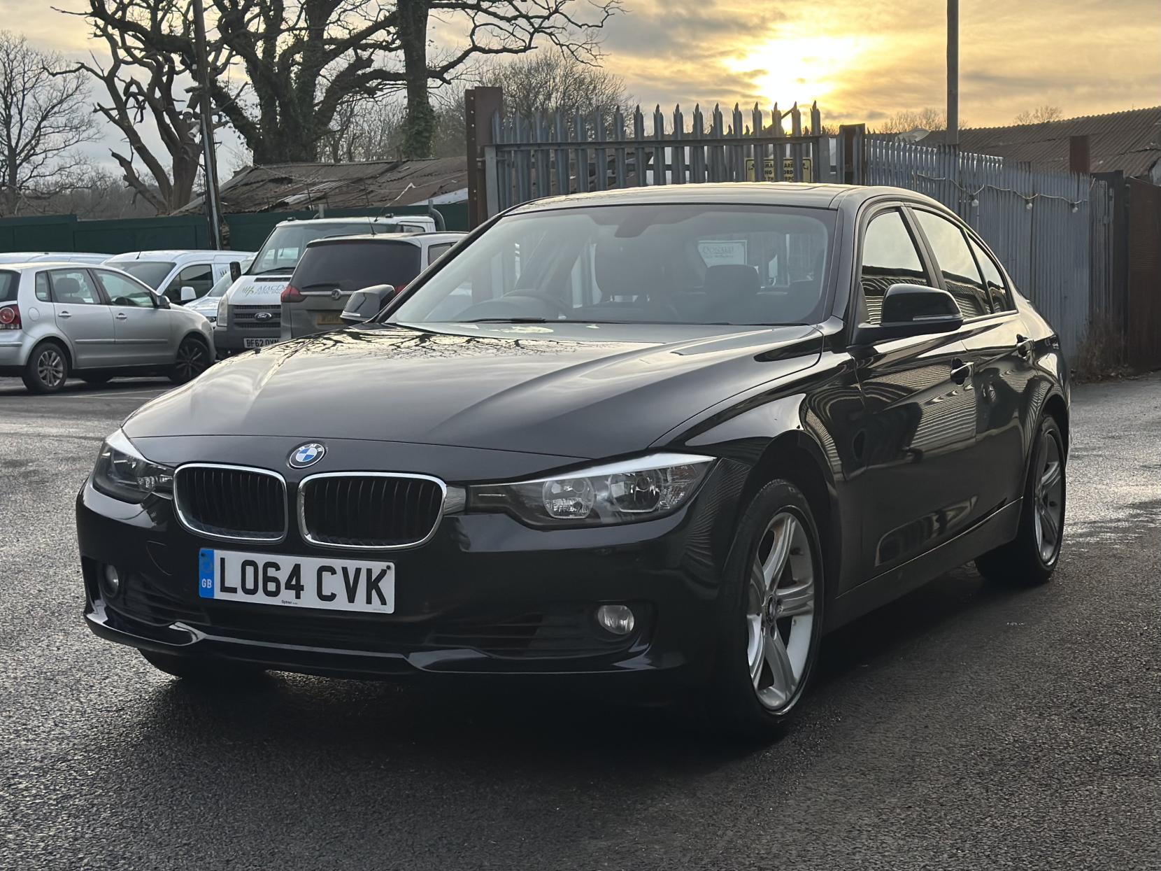 BMW 3 Series 2.0 320i SE Saloon 4dr Petrol Manual xDrive Euro 6 (s/s) (184 ps)