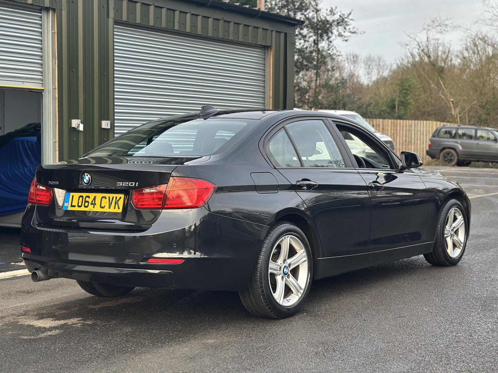 BMW 3 Series 2.0 320i SE Saloon 4dr Petrol Manual xDrive Euro 6 (s/s) (184 ps)