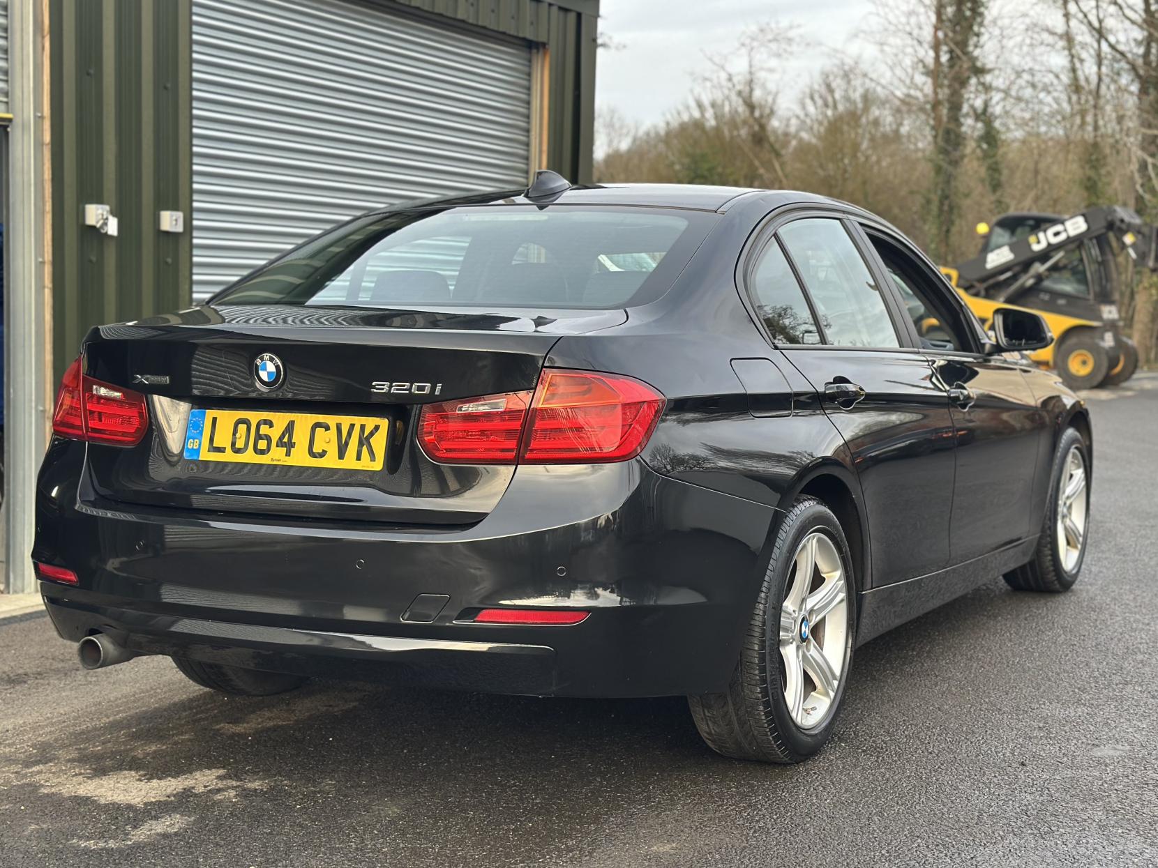 BMW 3 Series 2.0 320i SE Saloon 4dr Petrol Manual xDrive Euro 6 (s/s) (184 ps)