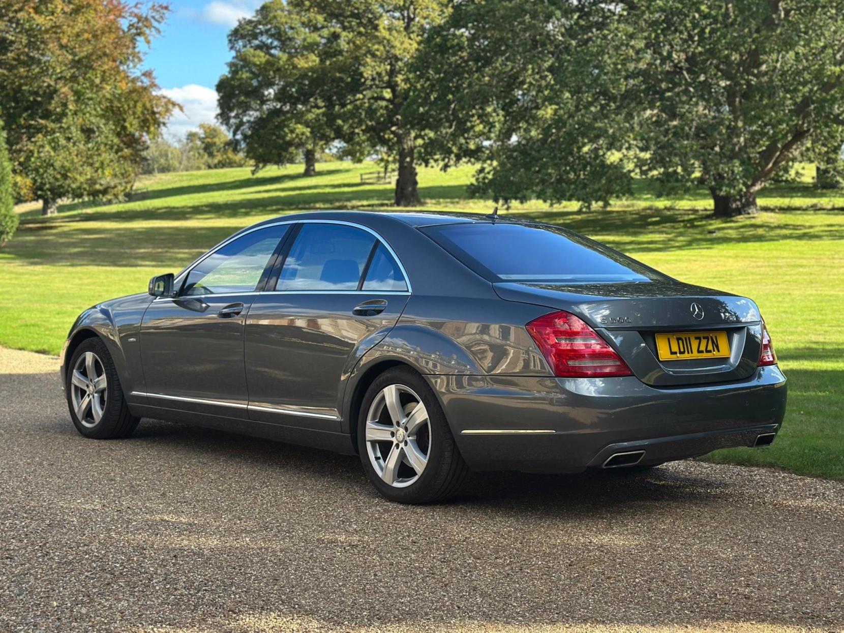 Mercedes-Benz S Class 5.5 S500L V8 G-Tronic Euro 5 4dr