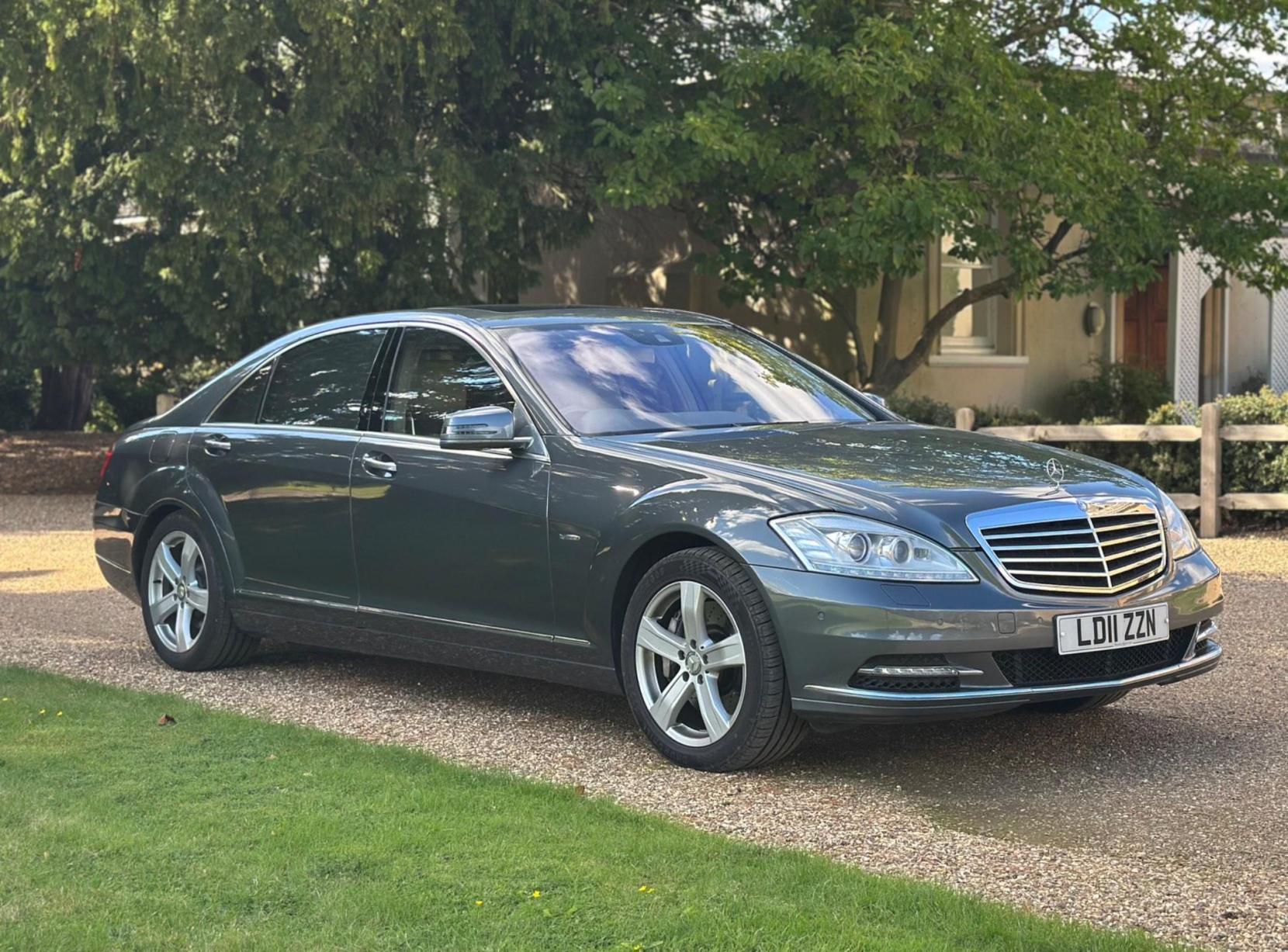 Mercedes-Benz S Class 5.5 S500L V8 G-Tronic Euro 5 4dr