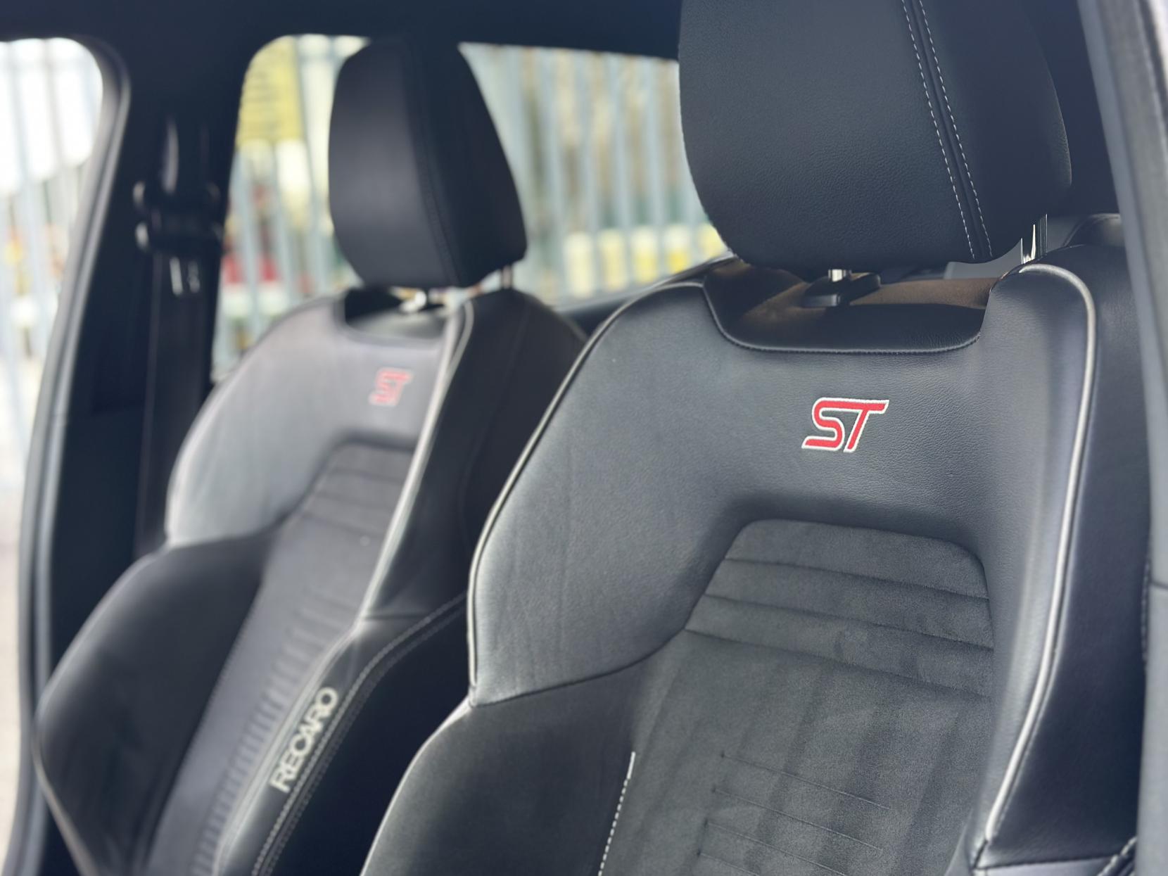 Ford Fiesta 1.5T EcoBoost ST-3 Hatchback 5dr Petrol Manual Euro 6 (s/s) (200 ps)