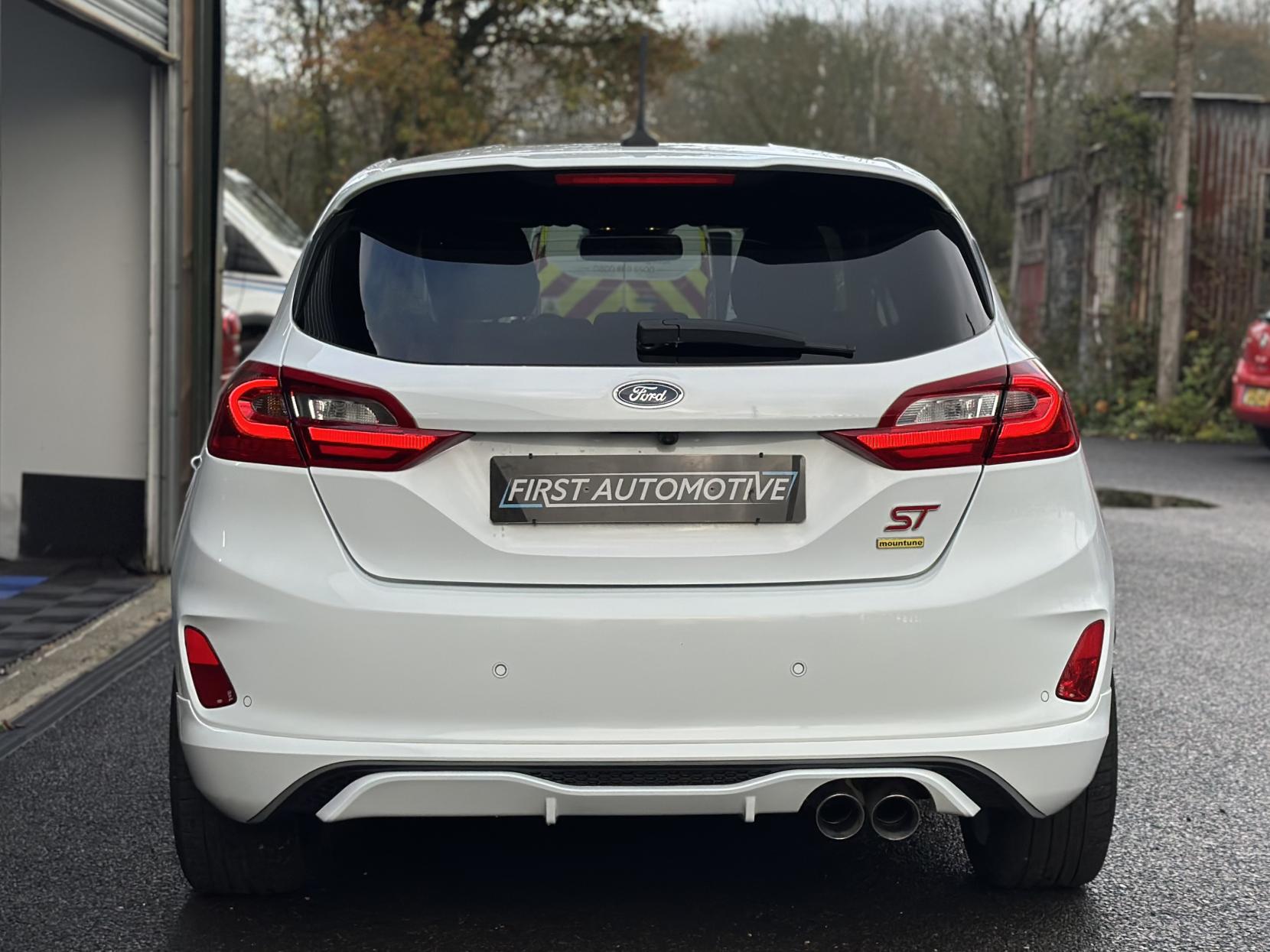 Ford Fiesta 1.5T EcoBoost ST-3 Hatchback 5dr Petrol Manual Euro 6 (s/s) (200 ps)