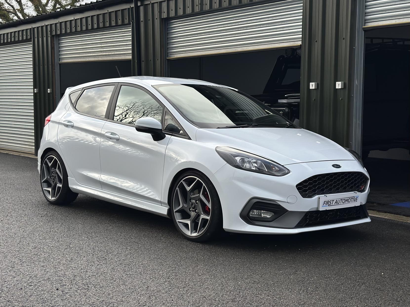 Ford Fiesta 1.5T EcoBoost ST-3 Hatchback 5dr Petrol Manual Euro 6 (s/s) (200 ps)