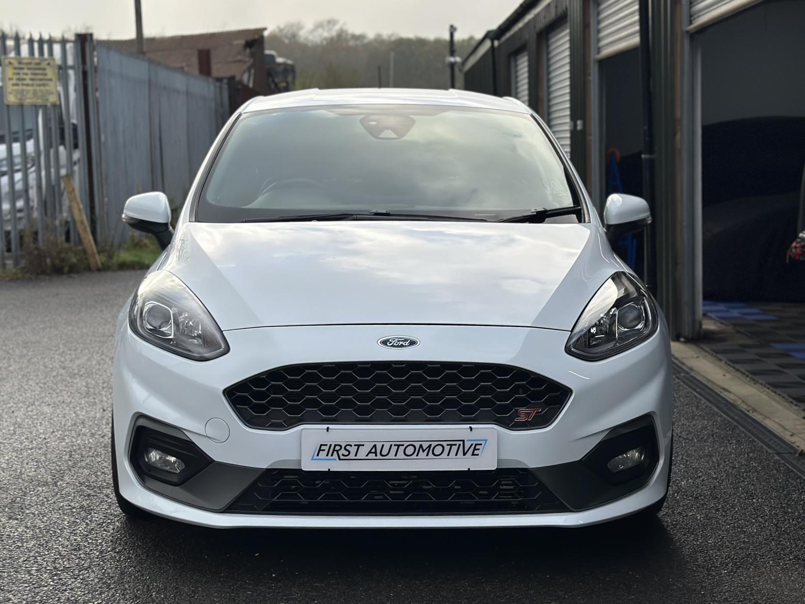 Ford Fiesta 1.5T EcoBoost ST-3 Hatchback 5dr Petrol Manual Euro 6 (s/s) (200 ps)