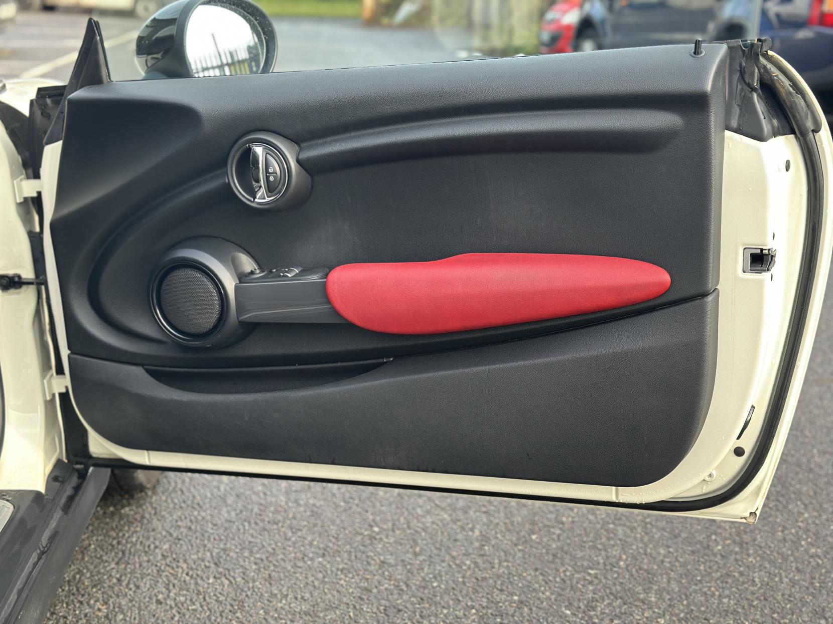 MINI Hatch 1.5 Cooper Hatchback 3dr Petrol Manual Euro 6 (s/s) (136 ps)