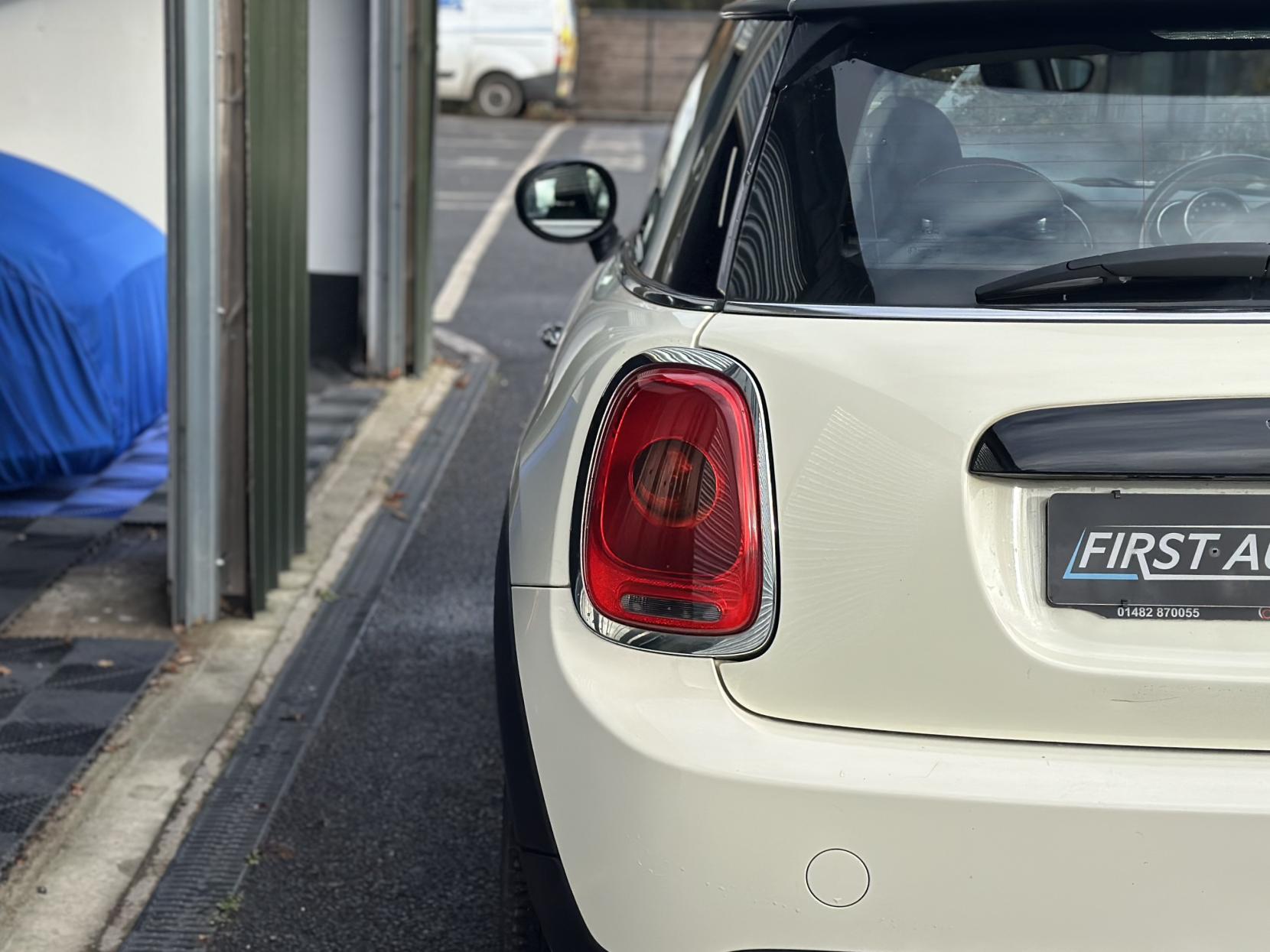 MINI Hatch 1.5 Cooper Hatchback 3dr Petrol Manual Euro 6 (s/s) (136 ps)