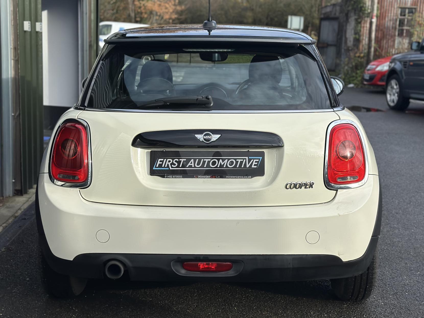 MINI Hatch 1.5 Cooper Hatchback 3dr Petrol Manual Euro 6 (s/s) (136 ps)
