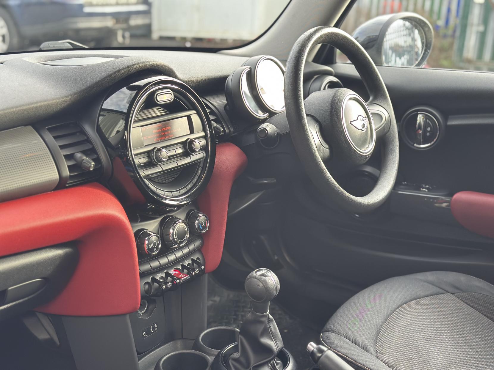 MINI Hatch 1.5 Cooper Hatchback 3dr Petrol Manual Euro 6 (s/s) (136 ps)