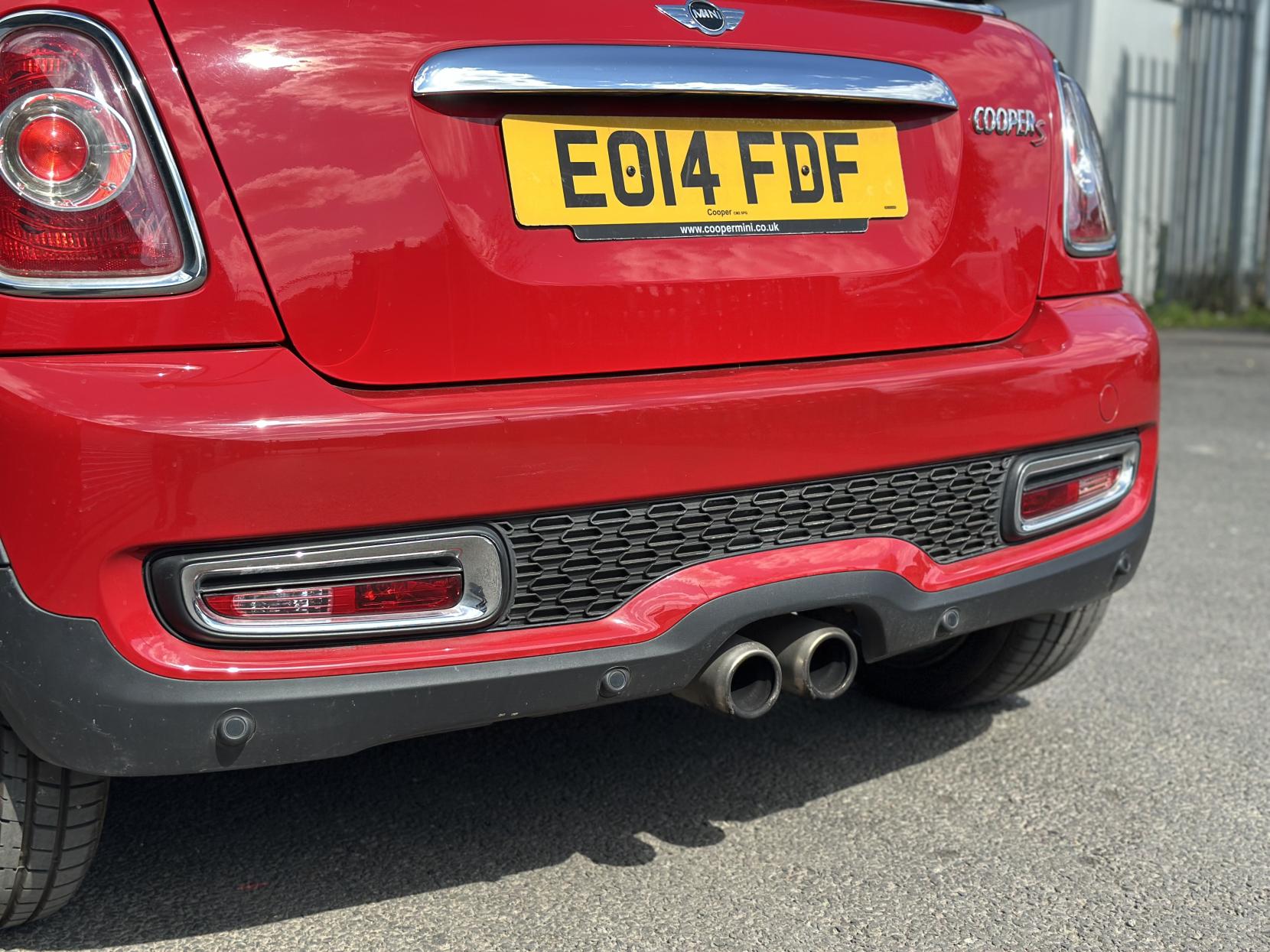 MINI Convertible 1.6 Cooper S Convertible 2dr Petrol Manual Euro 5 (s/s) (184 ps)