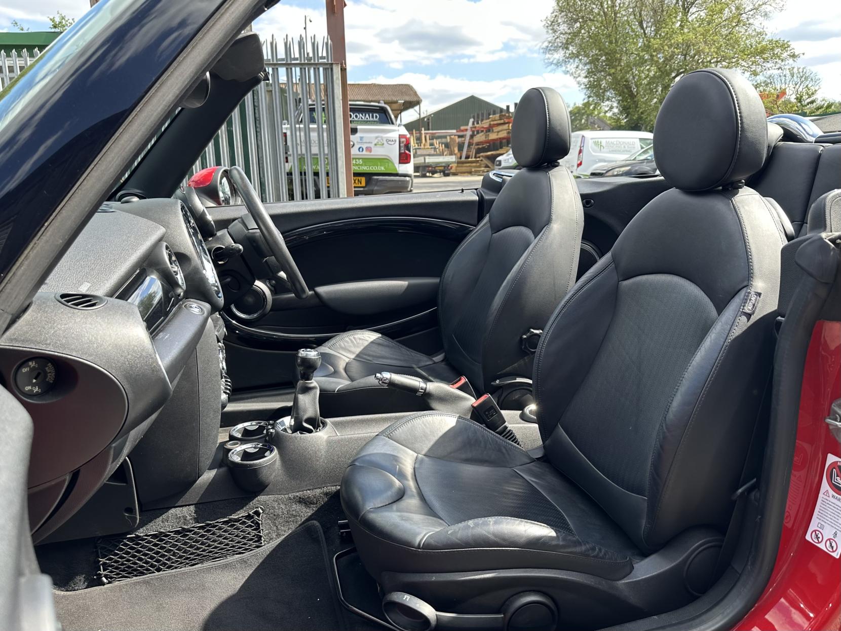 MINI Convertible 1.6 Cooper S Convertible 2dr Petrol Manual Euro 5 (s/s) (184 ps)