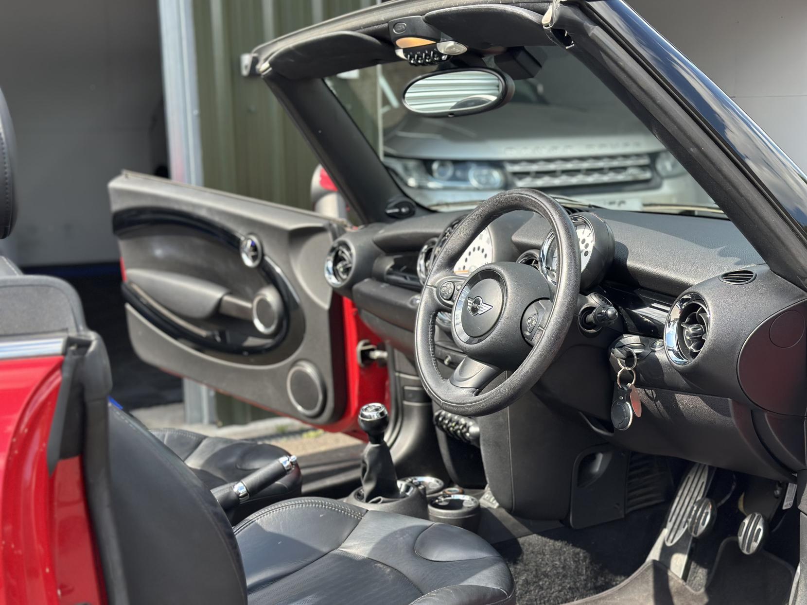 MINI Convertible 1.6 Cooper S Convertible 2dr Petrol Manual Euro 5 (s/s) (184 ps)