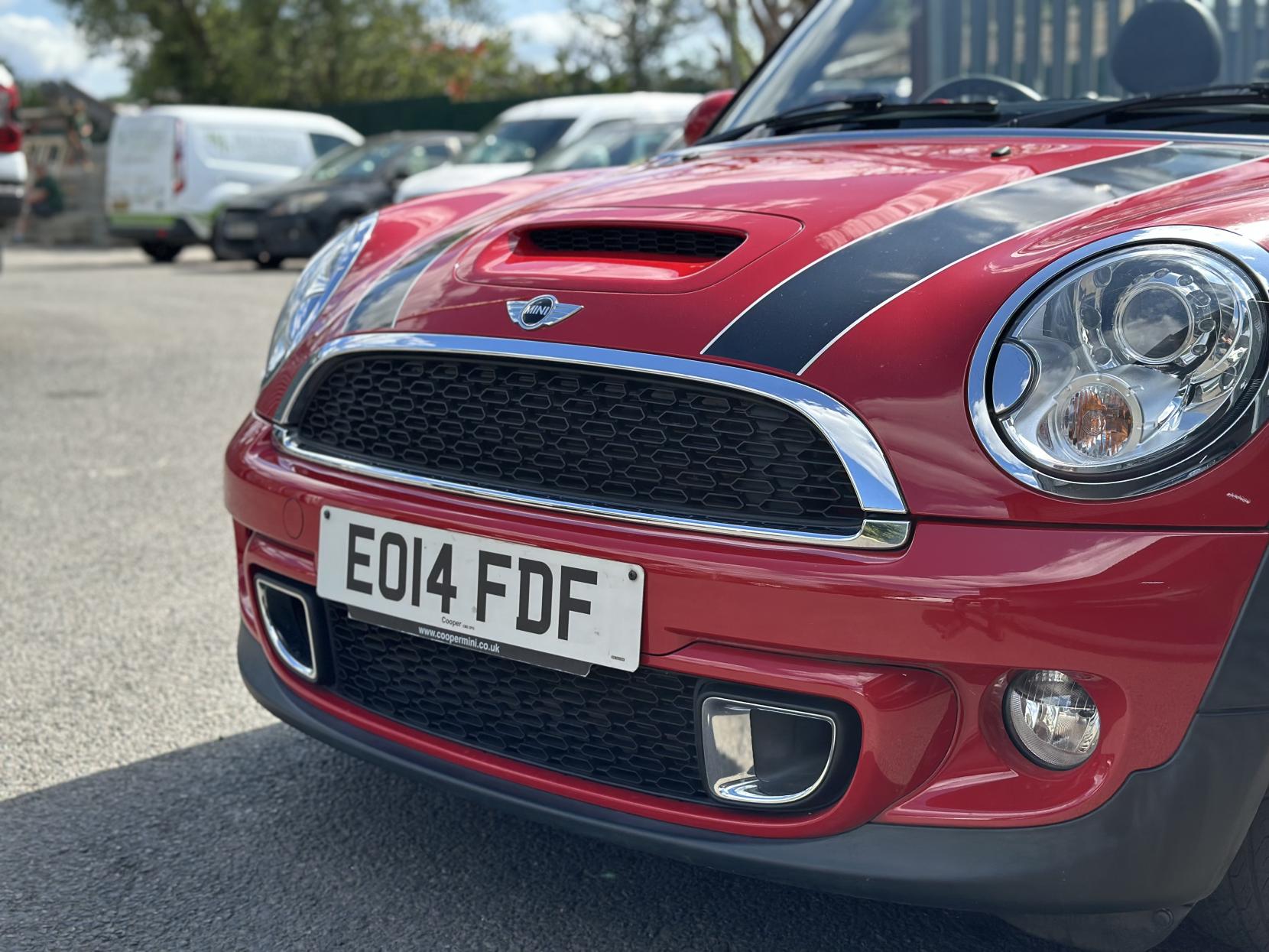 MINI Convertible 1.6 Cooper S Convertible 2dr Petrol Manual Euro 5 (s/s) (184 ps)