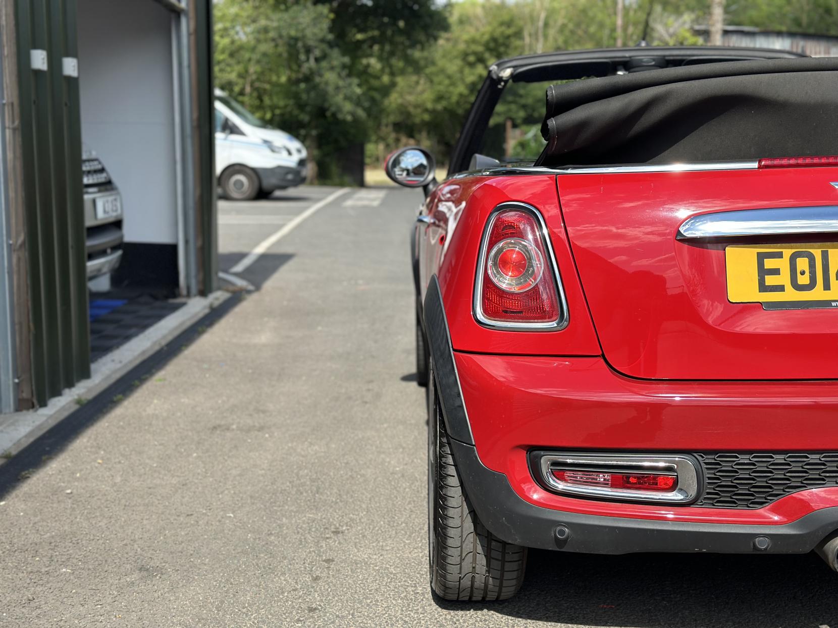 MINI Convertible 1.6 Cooper S Convertible 2dr Petrol Manual Euro 5 (s/s) (184 ps)