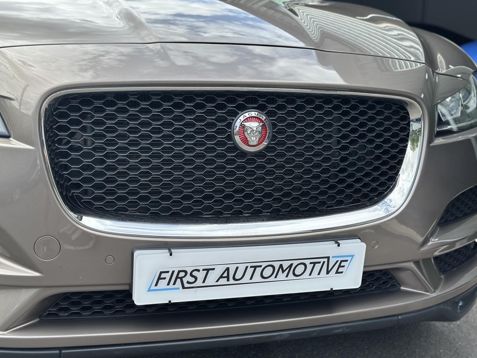 Jaguar F-PACE 2.0 D180 Prestige SUV 5dr Diesel Auto AWD Euro 6 (s/s) (180 ps)