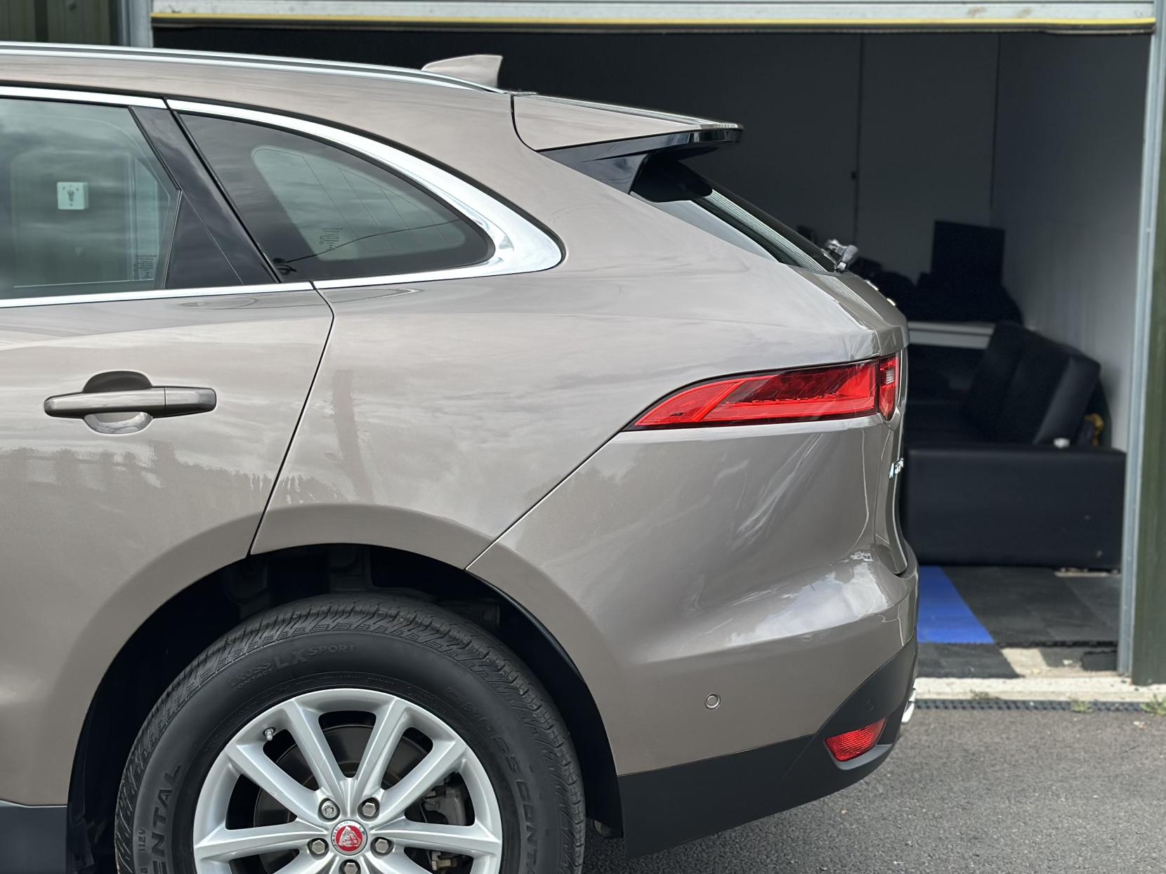 Jaguar F-PACE 2.0 D180 Prestige SUV 5dr Diesel Auto AWD Euro 6 (s/s) (180 ps)