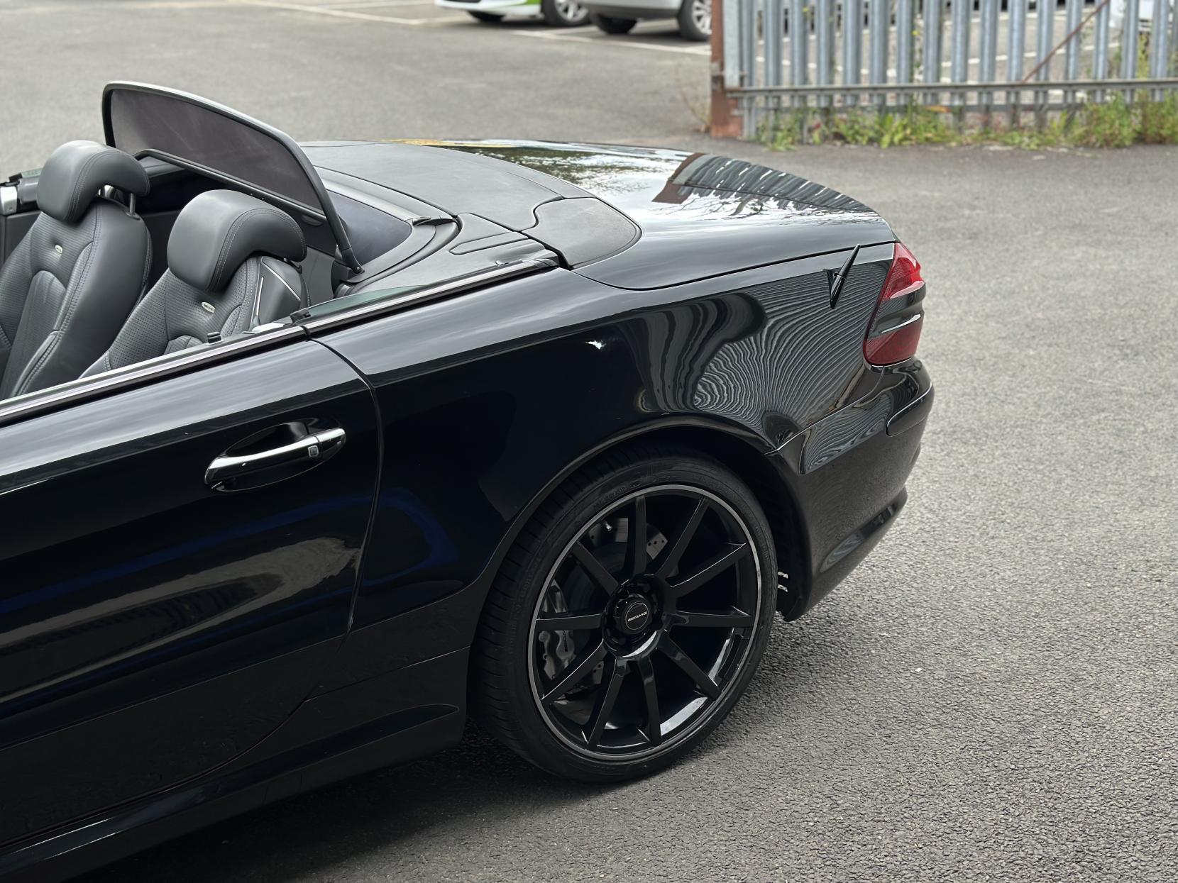 Mercedes-Benz SL 5.4 SL55 Kompressor AMG Convertible 2dr Petrol Automatic (246 g/km, 476 bhp)