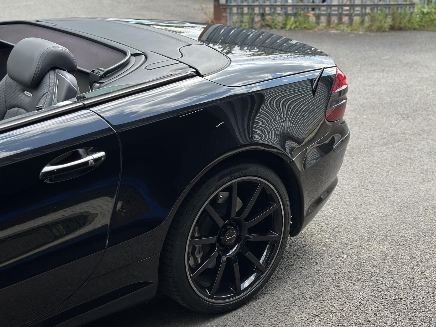 Mercedes-Benz SL 5.4 SL55 Kompressor AMG Convertible 2dr Petrol Automatic (246 g/km, 476 bhp)