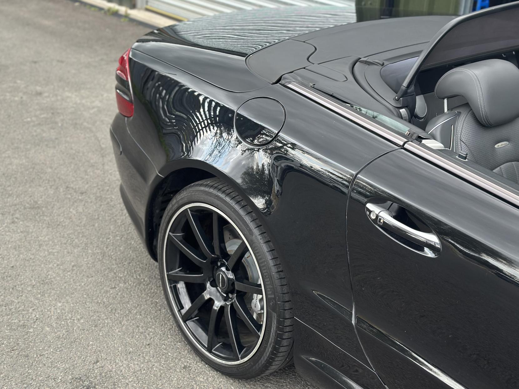 Mercedes-Benz SL 5.4 SL55 Kompressor AMG Convertible 2dr Petrol Automatic (246 g/km, 476 bhp)