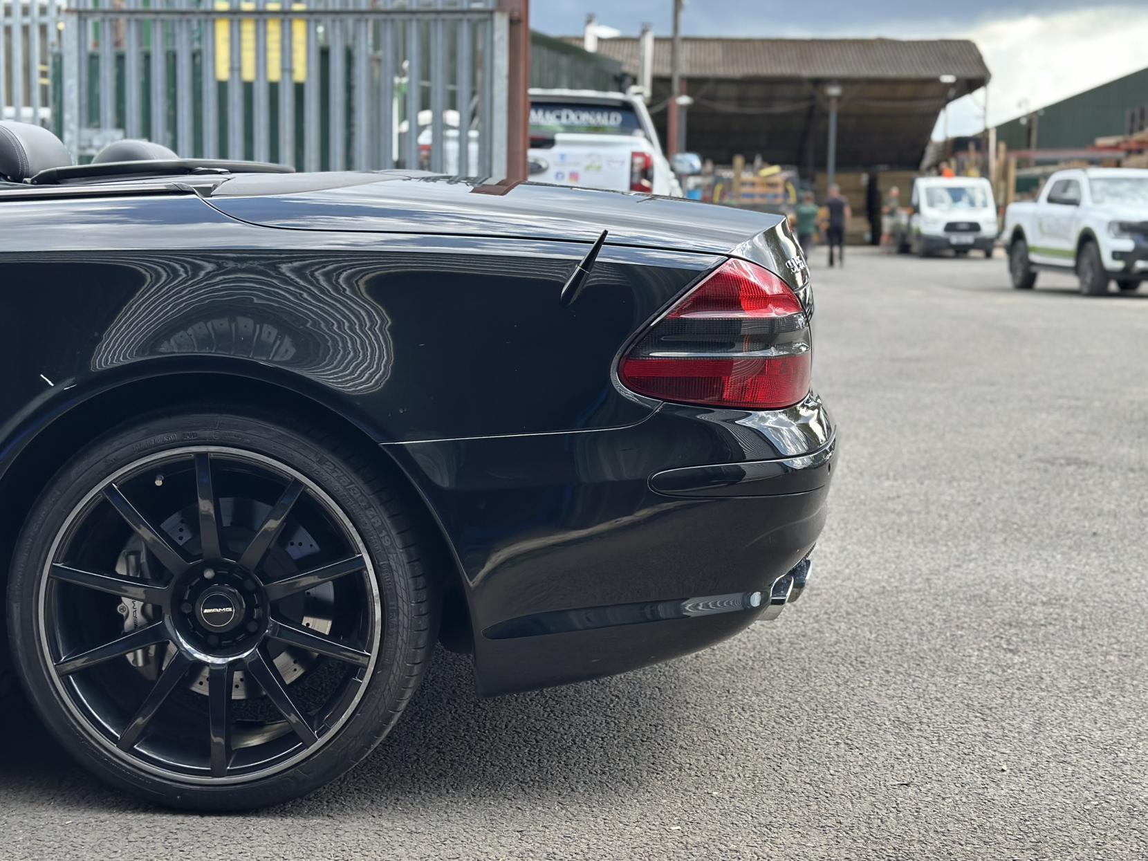 Mercedes-Benz SL 5.4 SL55 Kompressor AMG Convertible 2dr Petrol Automatic (246 g/km, 476 bhp)