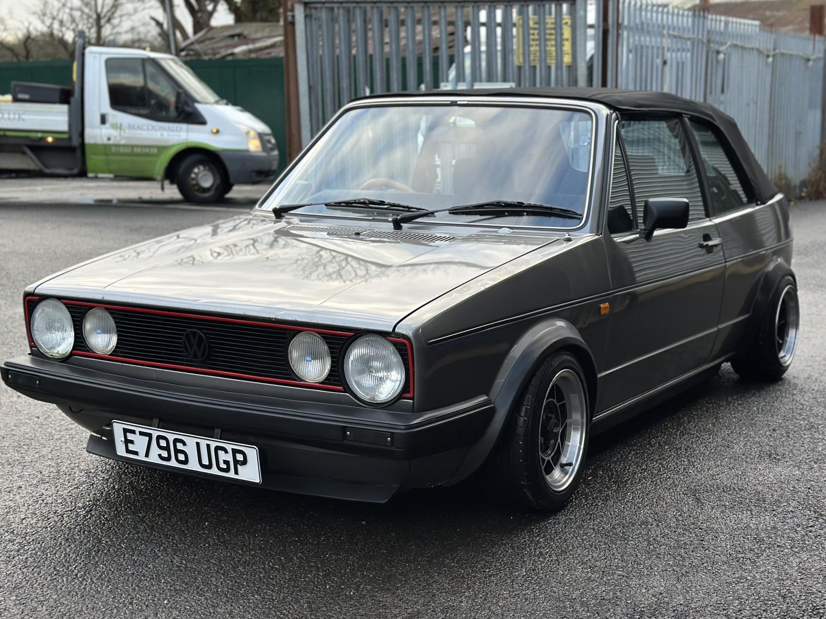 Volkswagen Golf 1.8 Clipper Convertible 2dr Petrol Manual (90 bhp)