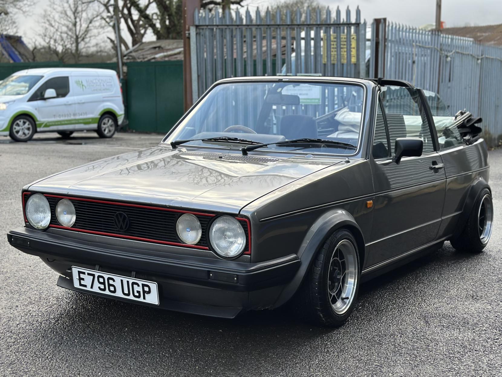 Volkswagen Golf 1.8 Clipper Convertible 2dr Petrol Manual (90 bhp)