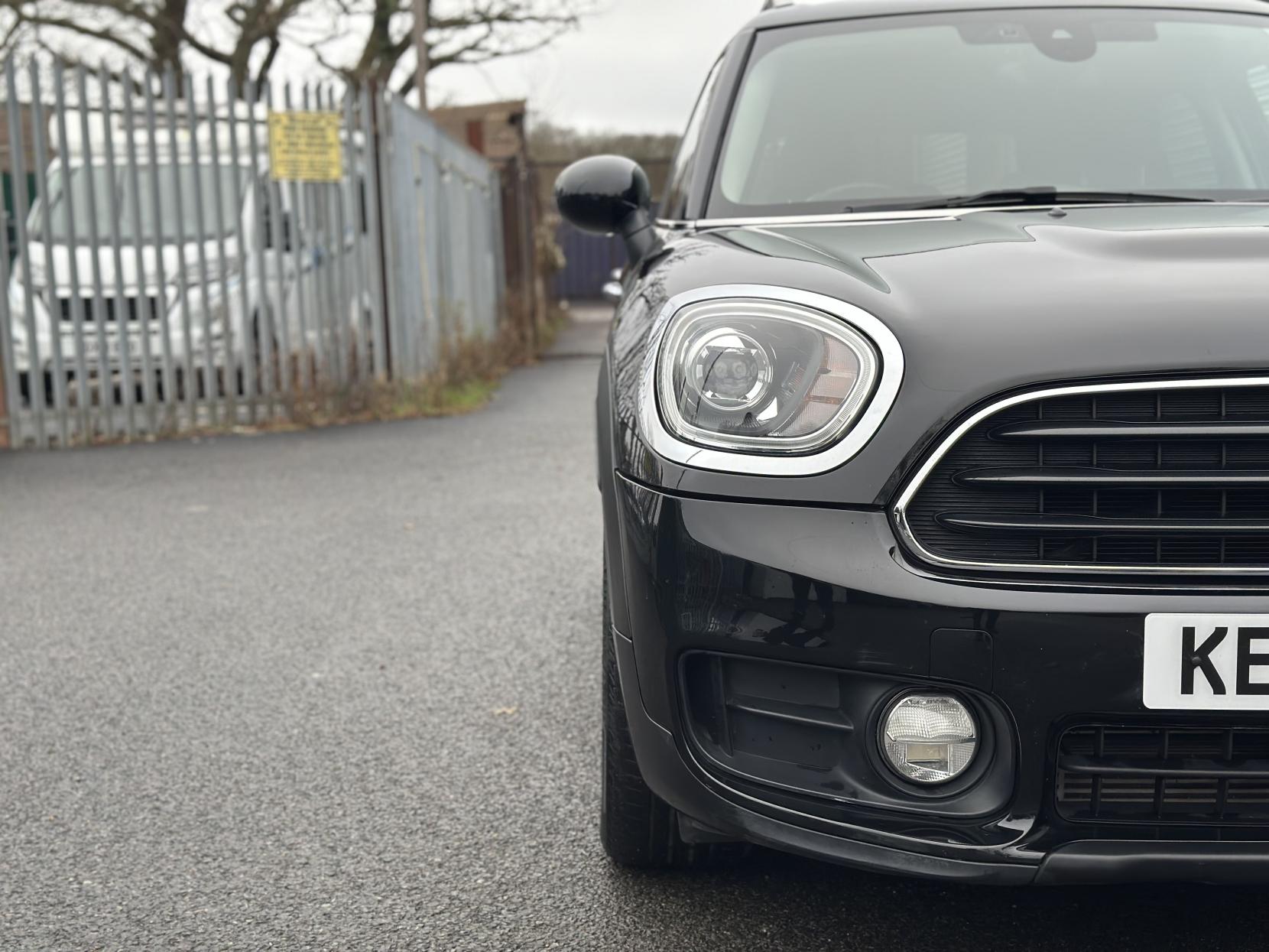 MINI Countryman 1.5 Cooper SUV 5dr Petrol Auto Euro 6 (s/s) (136 ps)