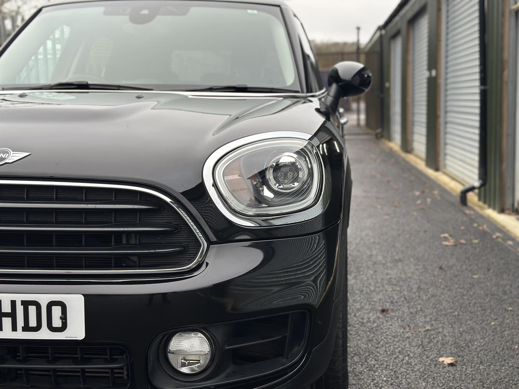 MINI Countryman 1.5 Cooper SUV 5dr Petrol Auto Euro 6 (s/s) (136 ps)