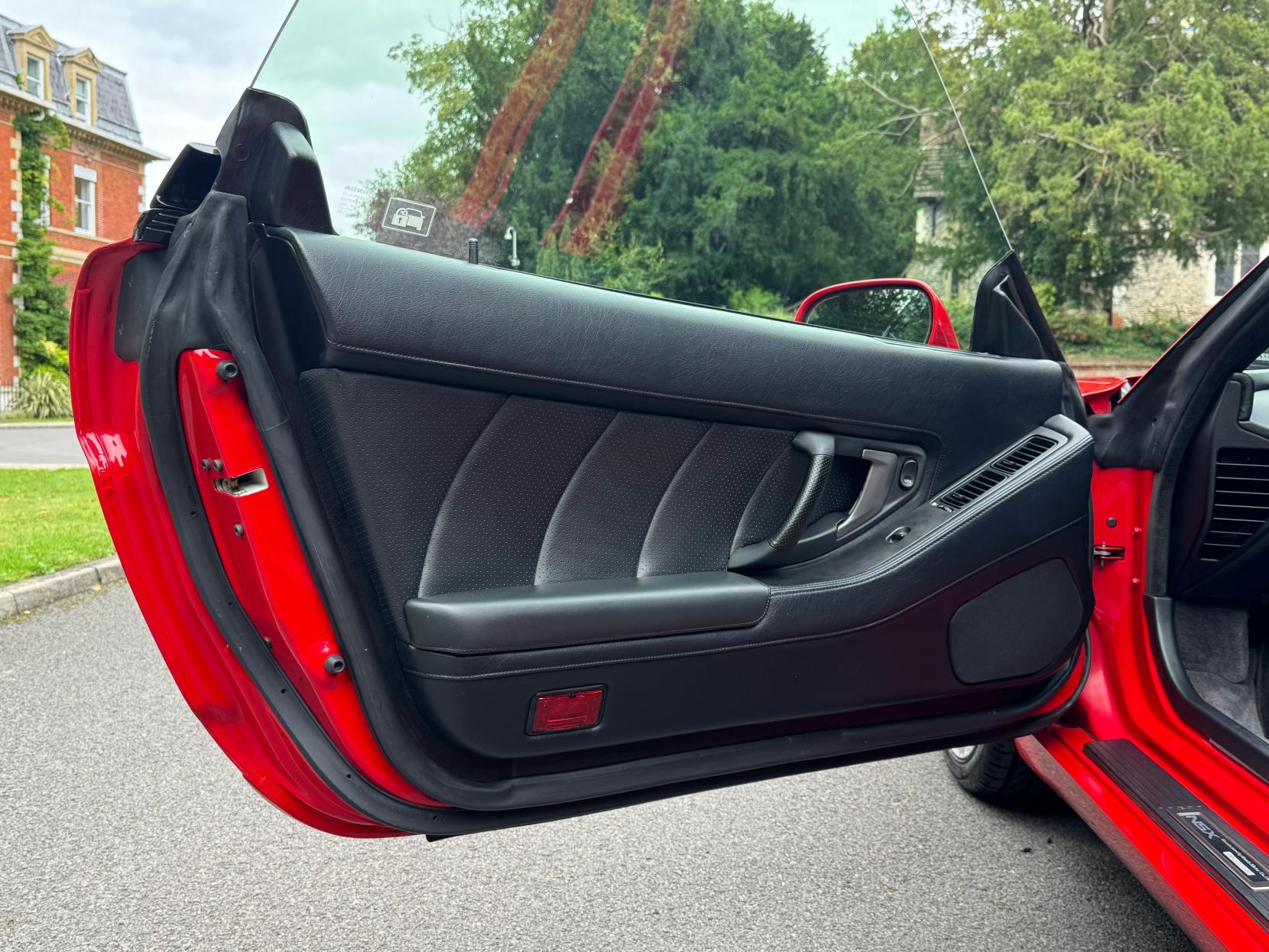 Honda NSX 3.2i Coupe 2dr Petrol Manual (291 g/km, 277 bhp)