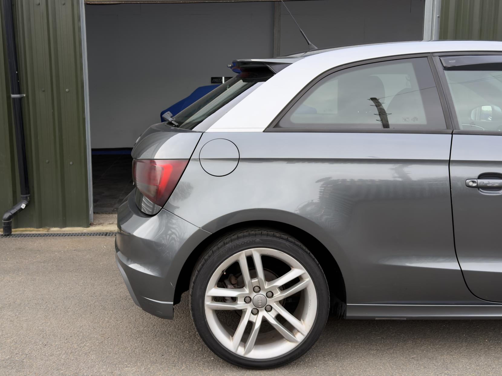 Audi A1 1.4 TFSI S line Hatchback 3dr Petrol Manual Euro 5 (s/s) (122 ps)