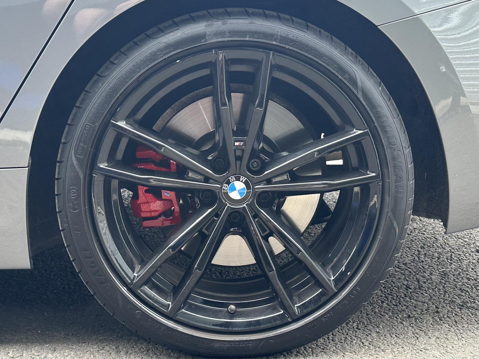 BMW 3 Series 3.0 M340i MHT Saloon 4dr Petrol Hybrid Auto xDrive Euro 6 (s/s) (374 ps)