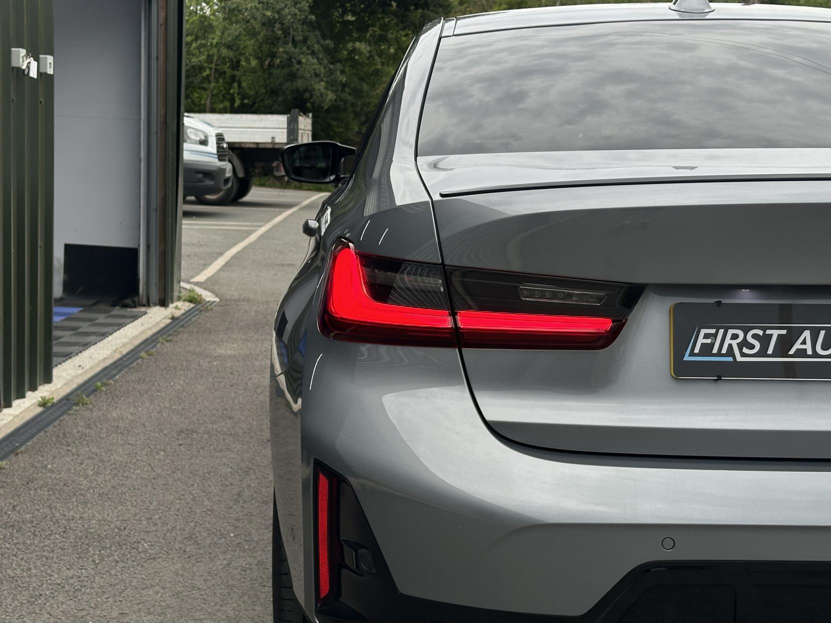 BMW 3 Series 3.0 M340i MHT Saloon 4dr Petrol Hybrid Auto xDrive Euro 6 (s/s) (374 ps)
