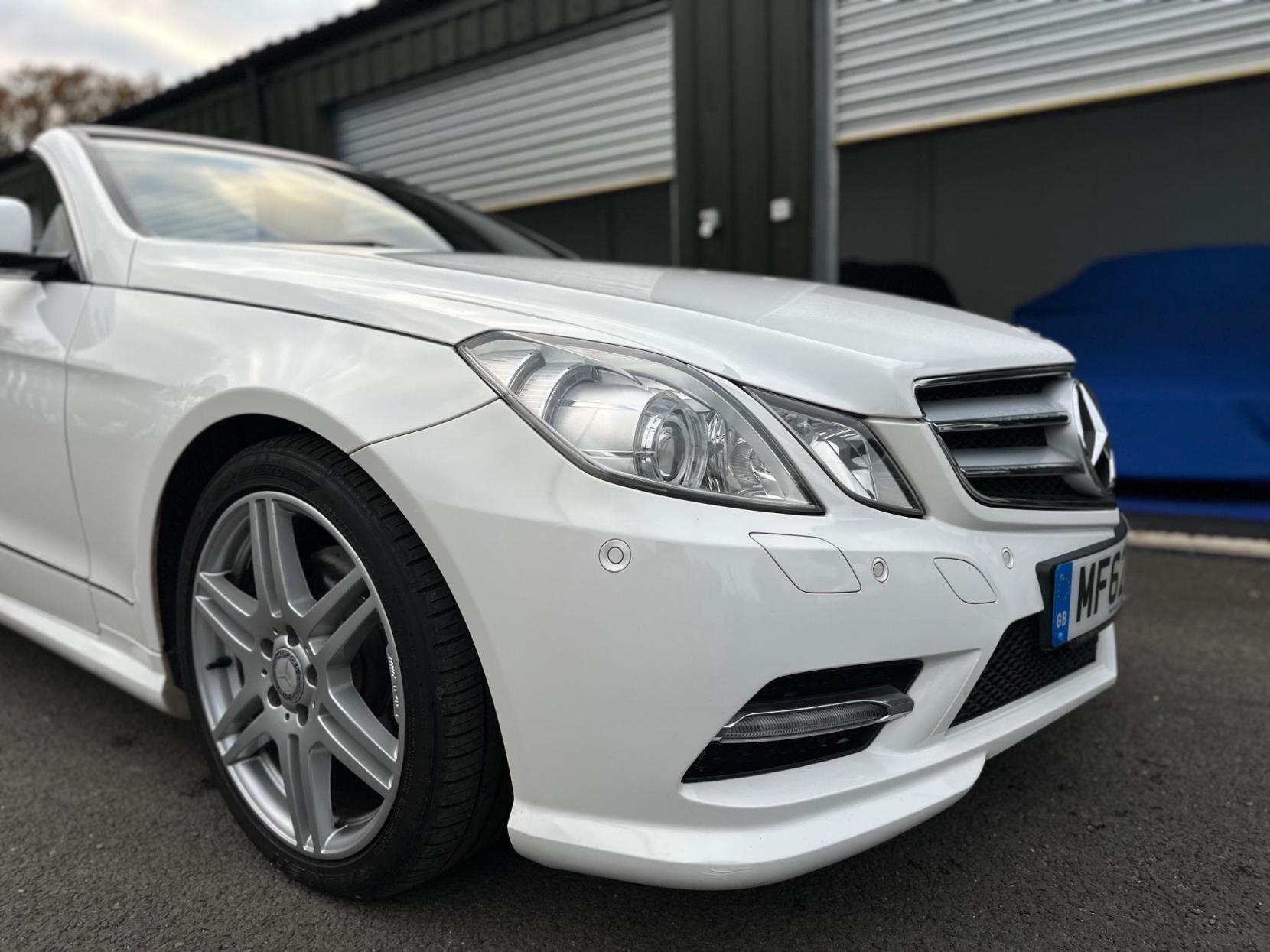 Mercedes-Benz E Class 1.8 E200 BlueEfficiency Sport Cabriolet G-Tronic+ Euro 5 (s/s) 2dr