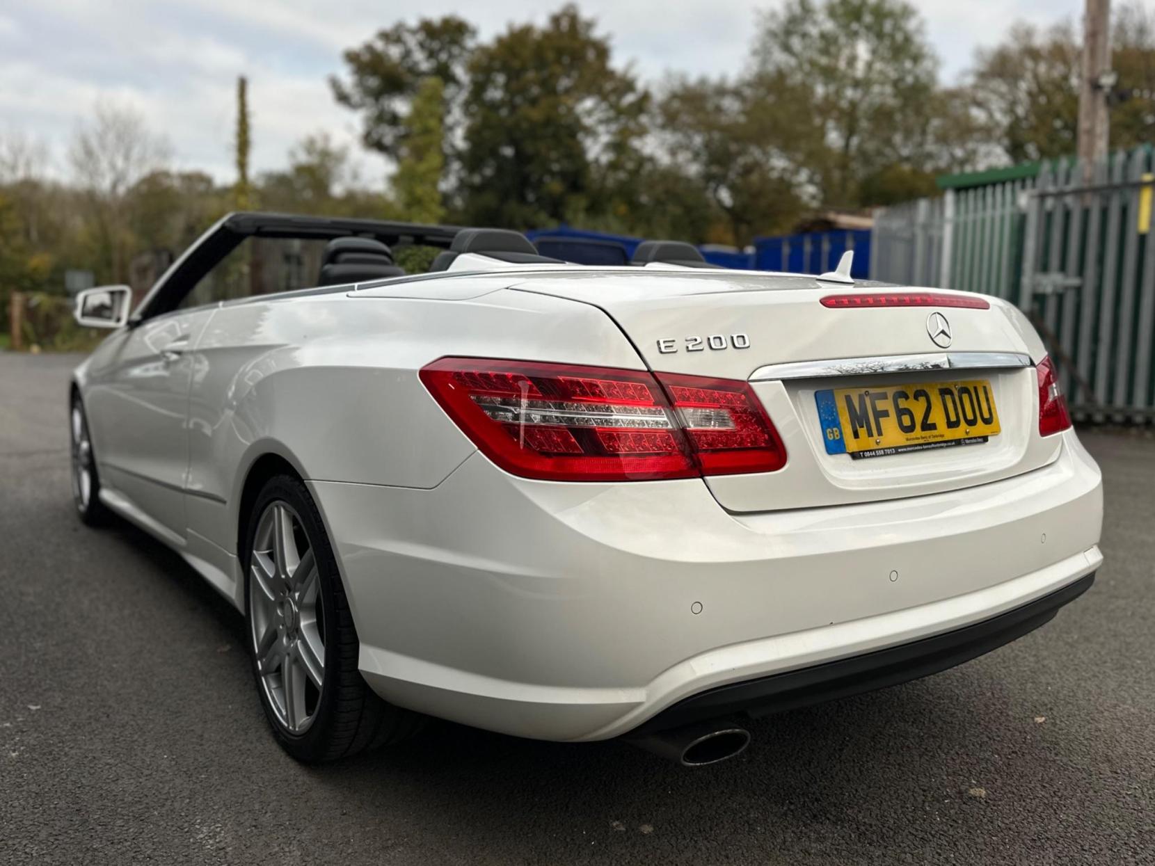 Mercedes-Benz E Class 1.8 E200 BlueEfficiency Sport Cabriolet G-Tronic+ Euro 5 (s/s) 2dr