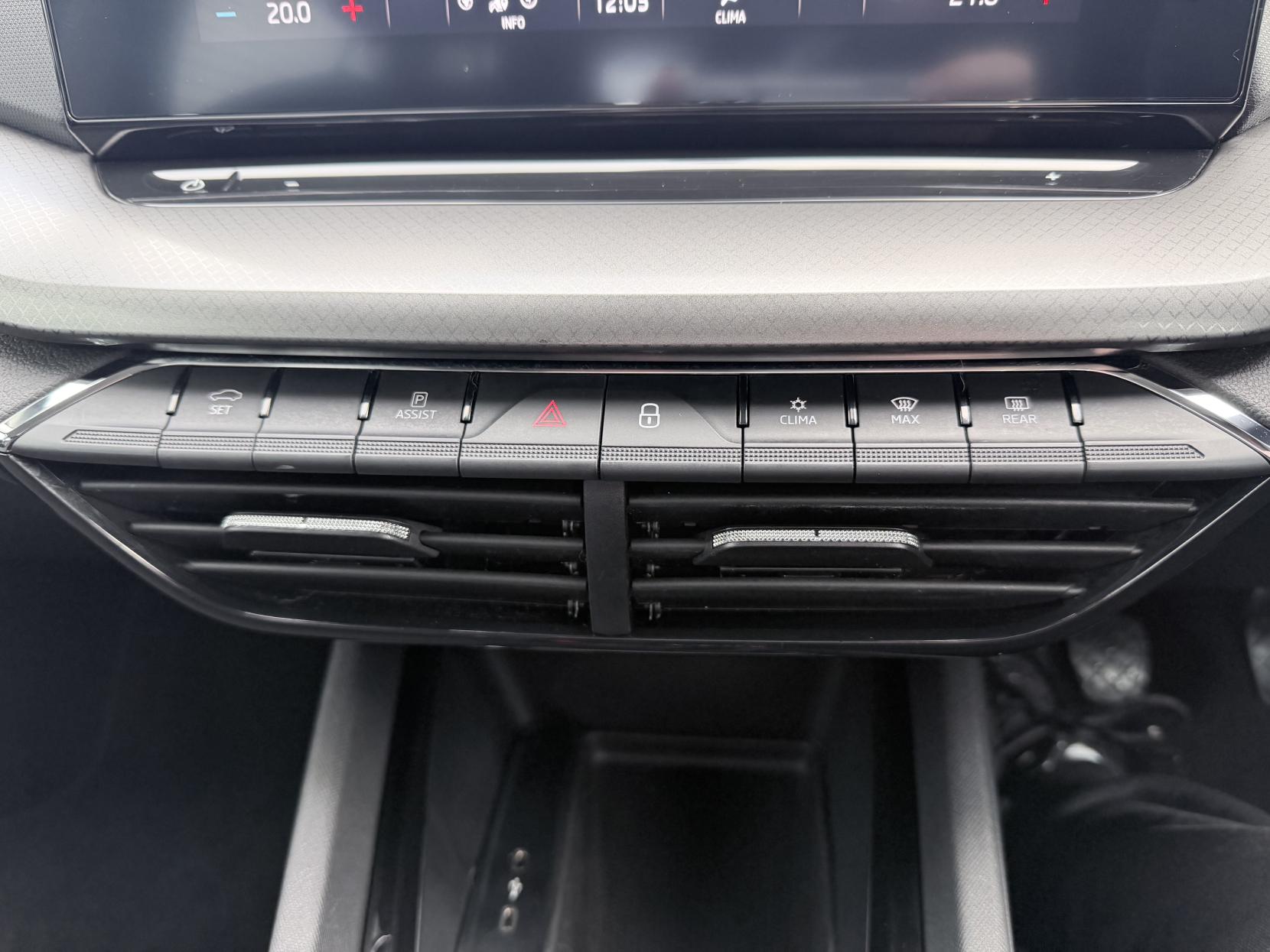 Skoda Octavia 1.0 TSI SE Technology Estate 5dr Petrol Manual Euro 6 (s/s) (110 ps)