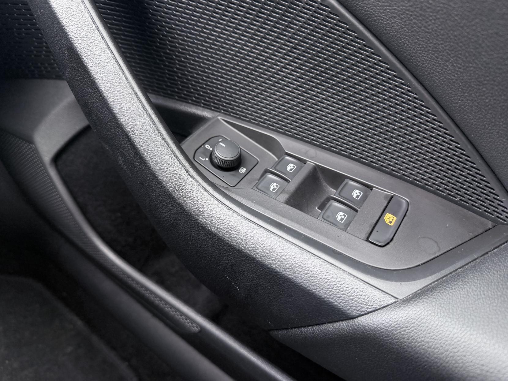 Skoda Octavia 1.0 TSI SE Technology Estate 5dr Petrol Manual Euro 6 (s/s) (110 ps)