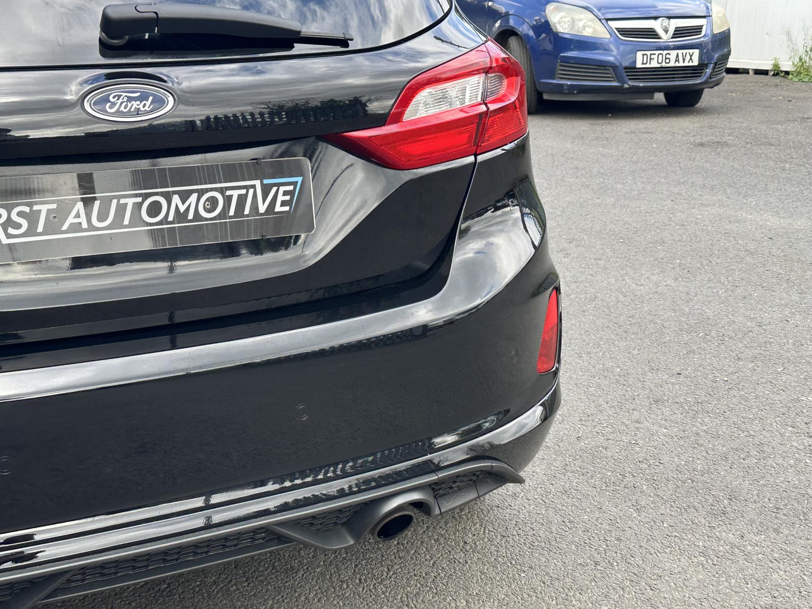 Ford Fiesta 1.0T EcoBoost ST-Line Hatchback 5dr Petrol Manual Euro 6 (s/s) (100 ps)