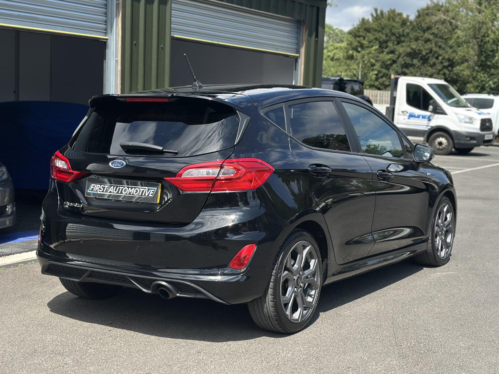 Ford Fiesta 1.0T EcoBoost ST-Line Hatchback 5dr Petrol Manual Euro 6 (s/s) (100 ps)