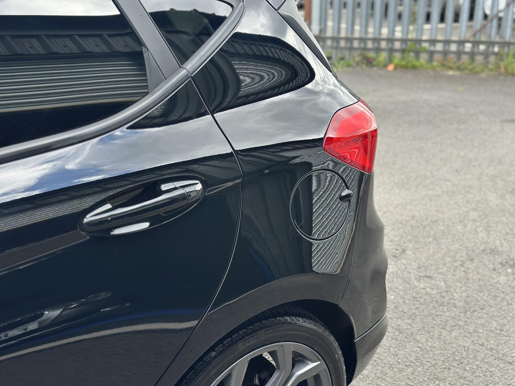 Ford Fiesta 1.0T EcoBoost ST-Line Hatchback 5dr Petrol Manual Euro 6 (s/s) (100 ps)