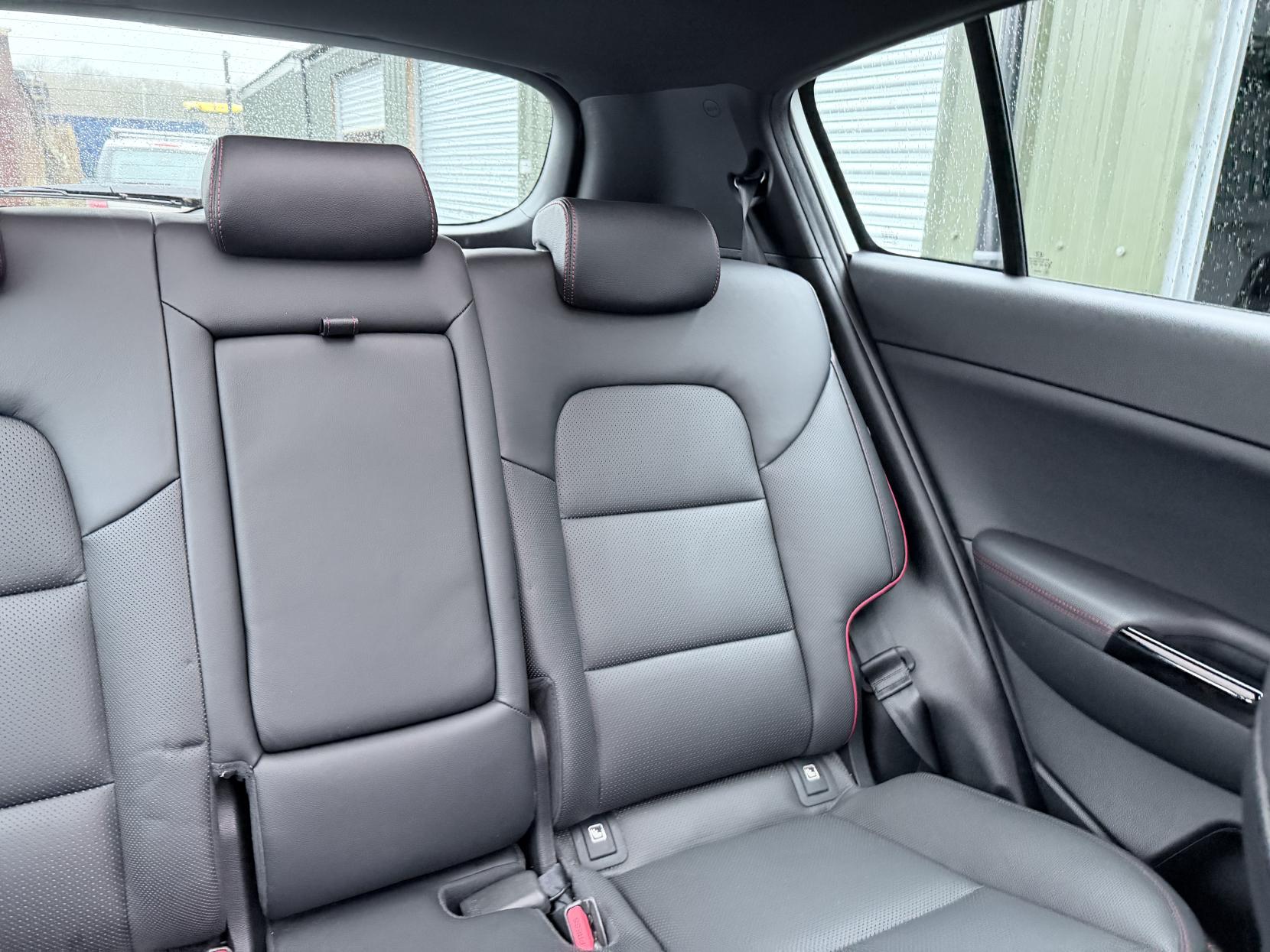 Kia Sportage 1.6 CRDi MHEV GT-Line S SUV 5dr Diesel Hybrid DCT Euro 6 (s/s) (134 bhp)