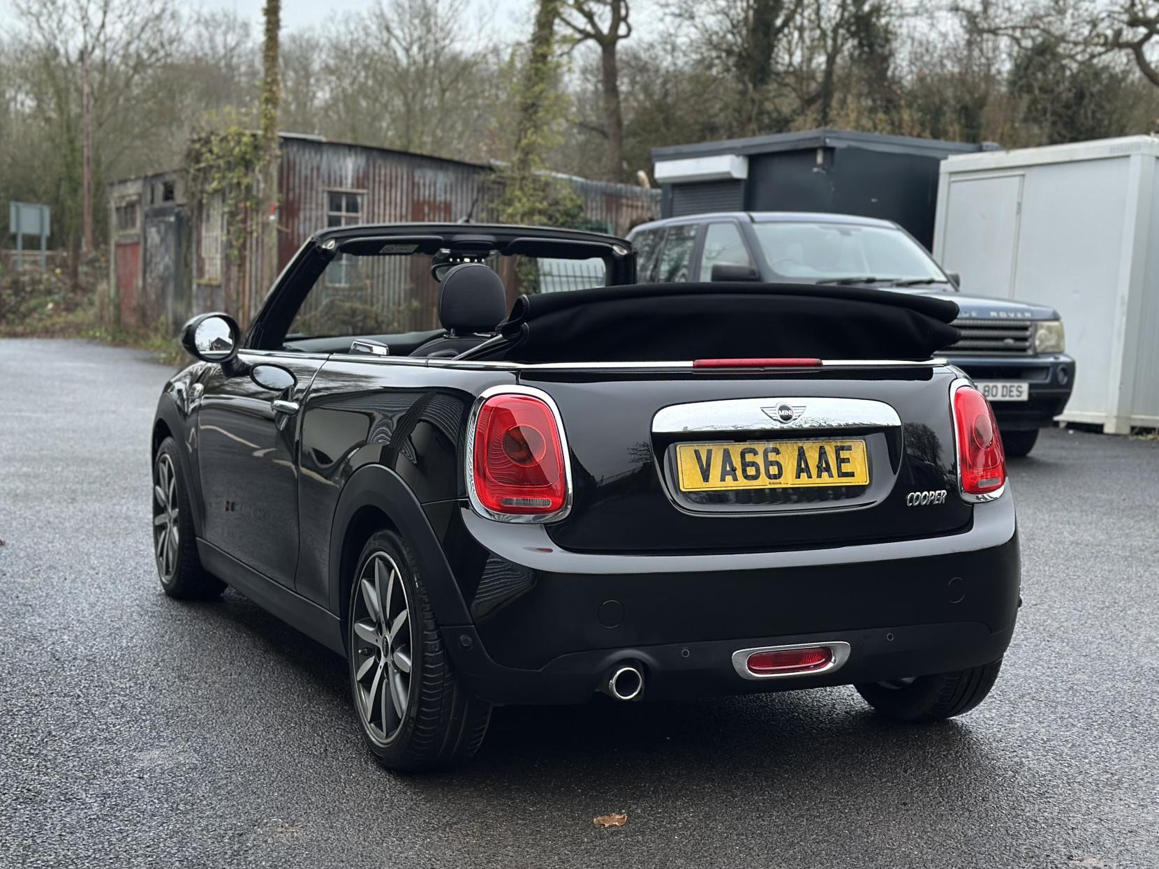 MINI Convertible 1.5 Cooper Euro 6 (s/s) 2dr