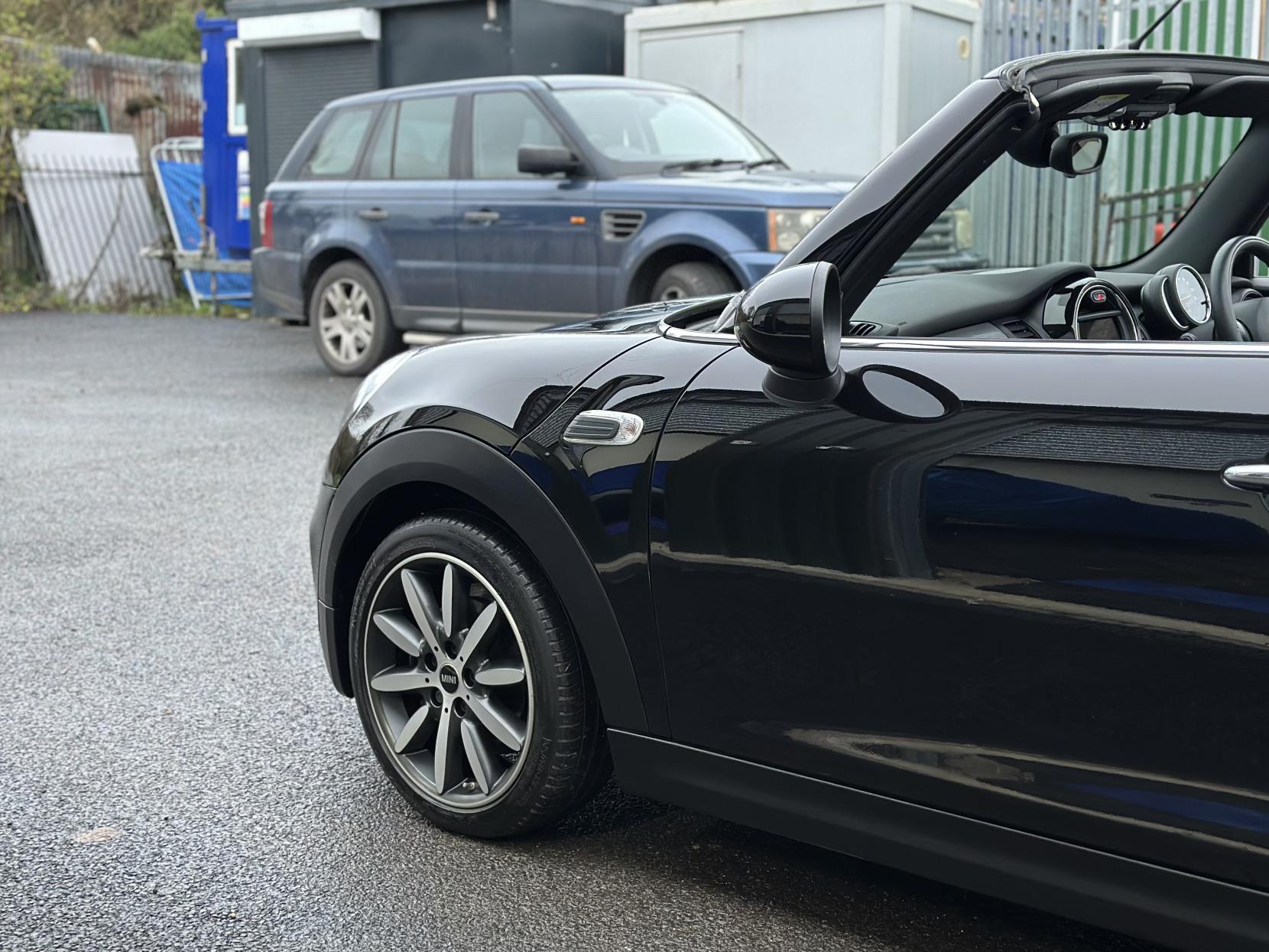 MINI Convertible 1.5 Cooper Euro 6 (s/s) 2dr