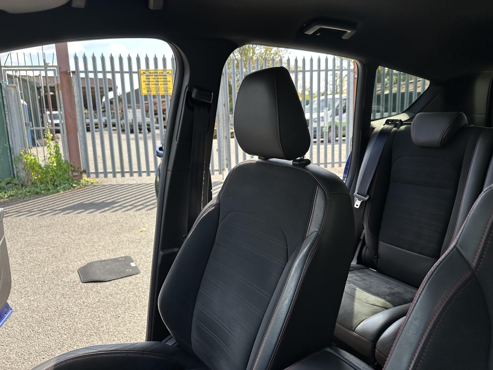 Ford Kuga 2.0 TDCi EcoBlue ST-Line SUV 5dr Diesel Manual Euro 6 (s/s) (150 ps)