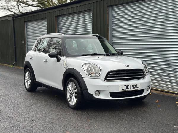 MINI Countryman 1.6 Cooper Euro 5 (s/s) 5dr