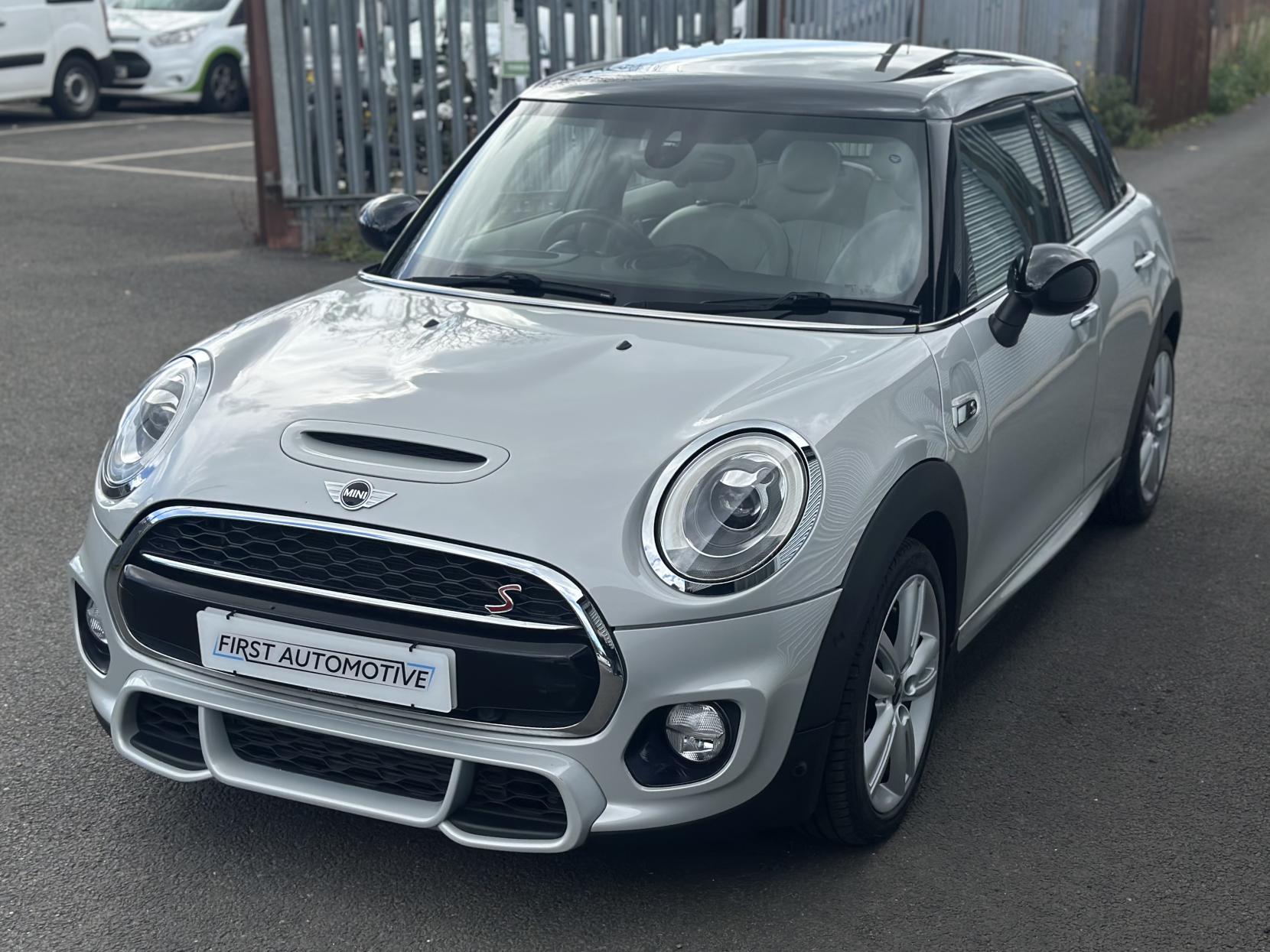 MINI Hatch 2.0 Cooper S Hatchback 5dr Petrol Auto Euro 6 (s/s) (192 ps)