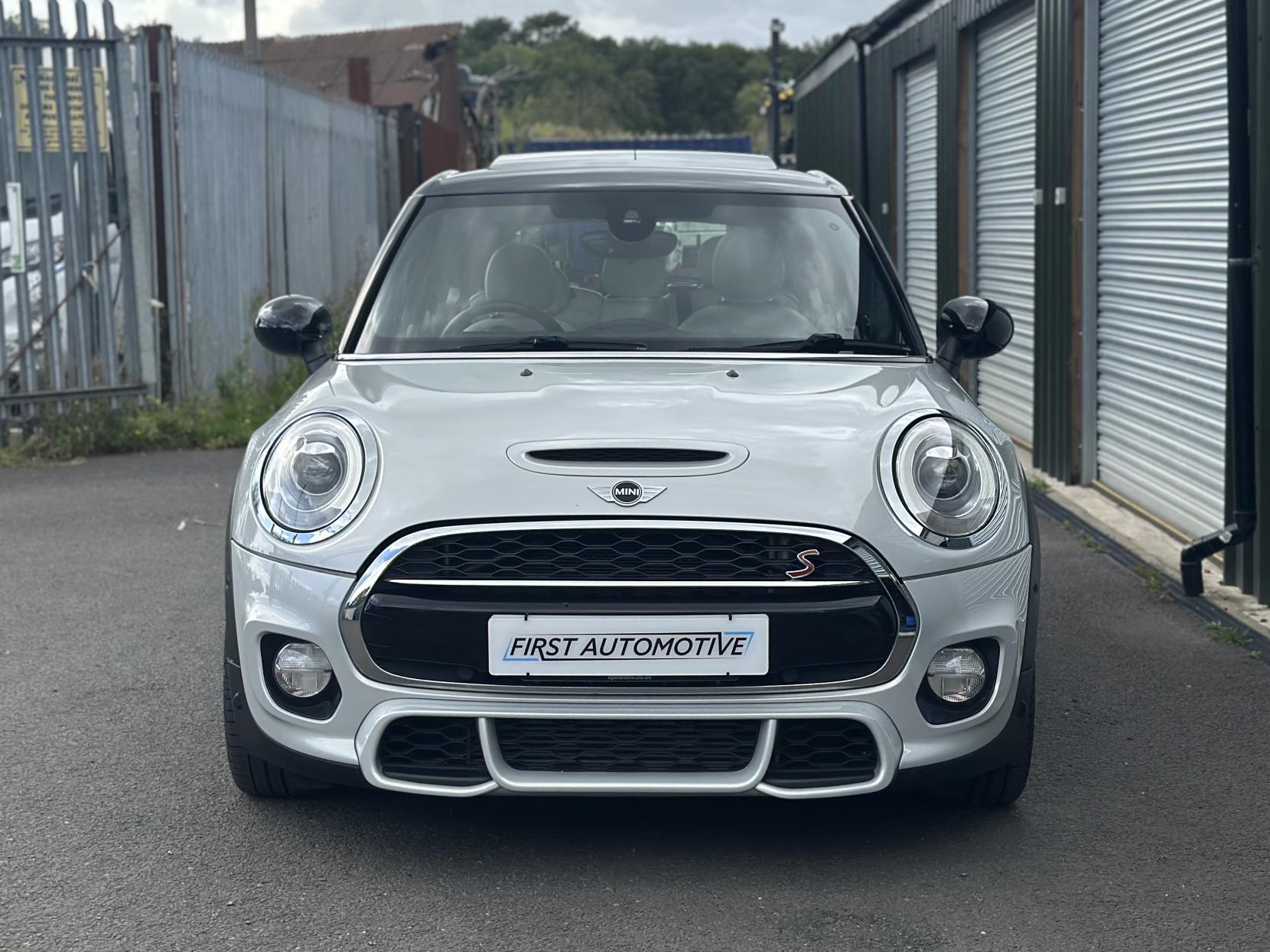 MINI Hatch 2.0 Cooper S Hatchback 5dr Petrol Auto Euro 6 (s/s) (192 ps)