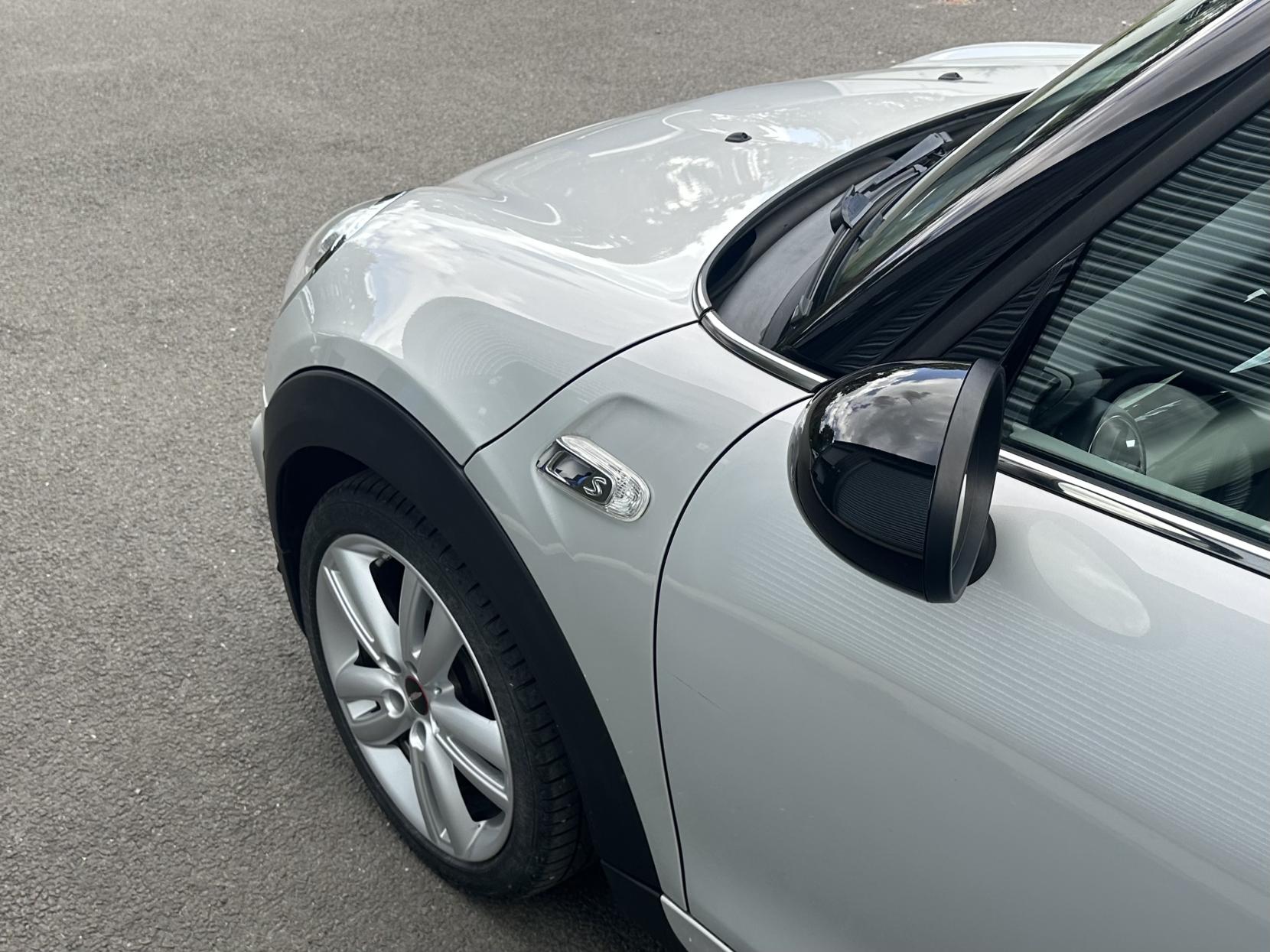 MINI Hatch 2.0 Cooper S Hatchback 5dr Petrol Auto Euro 6 (s/s) (192 ps)