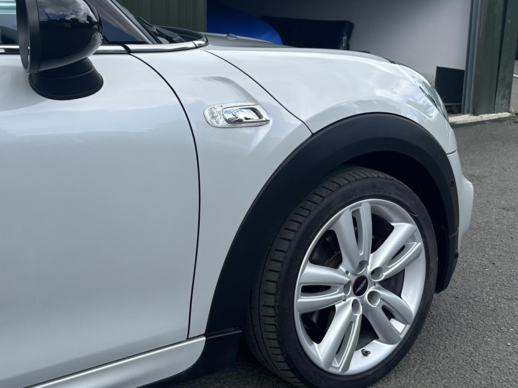 MINI Hatch 2.0 Cooper S Hatchback 5dr Petrol Auto Euro 6 (s/s) (192 ps)